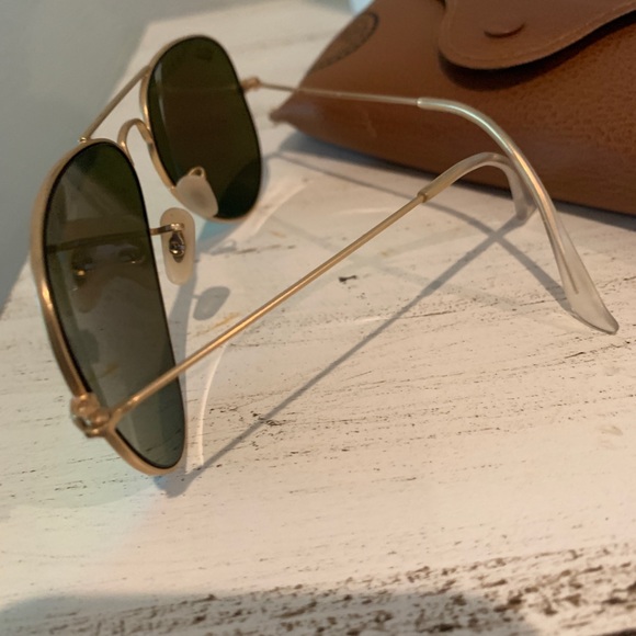 ray ban aviator